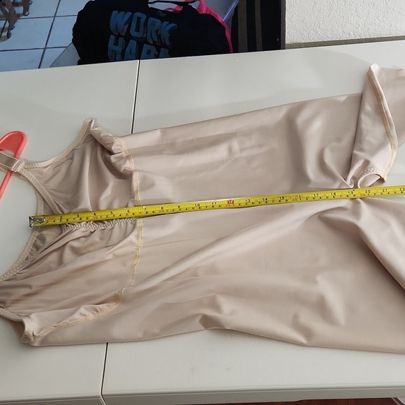 Isavela Compression Wear Size 2X Tan Bodysuit Short After Surgery - Picture 5 of 8